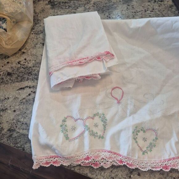 Pillowcases (2), White Cotton, Vintage Pink Variegated Crochet Heart Embroidery - Picture 4 of 12
